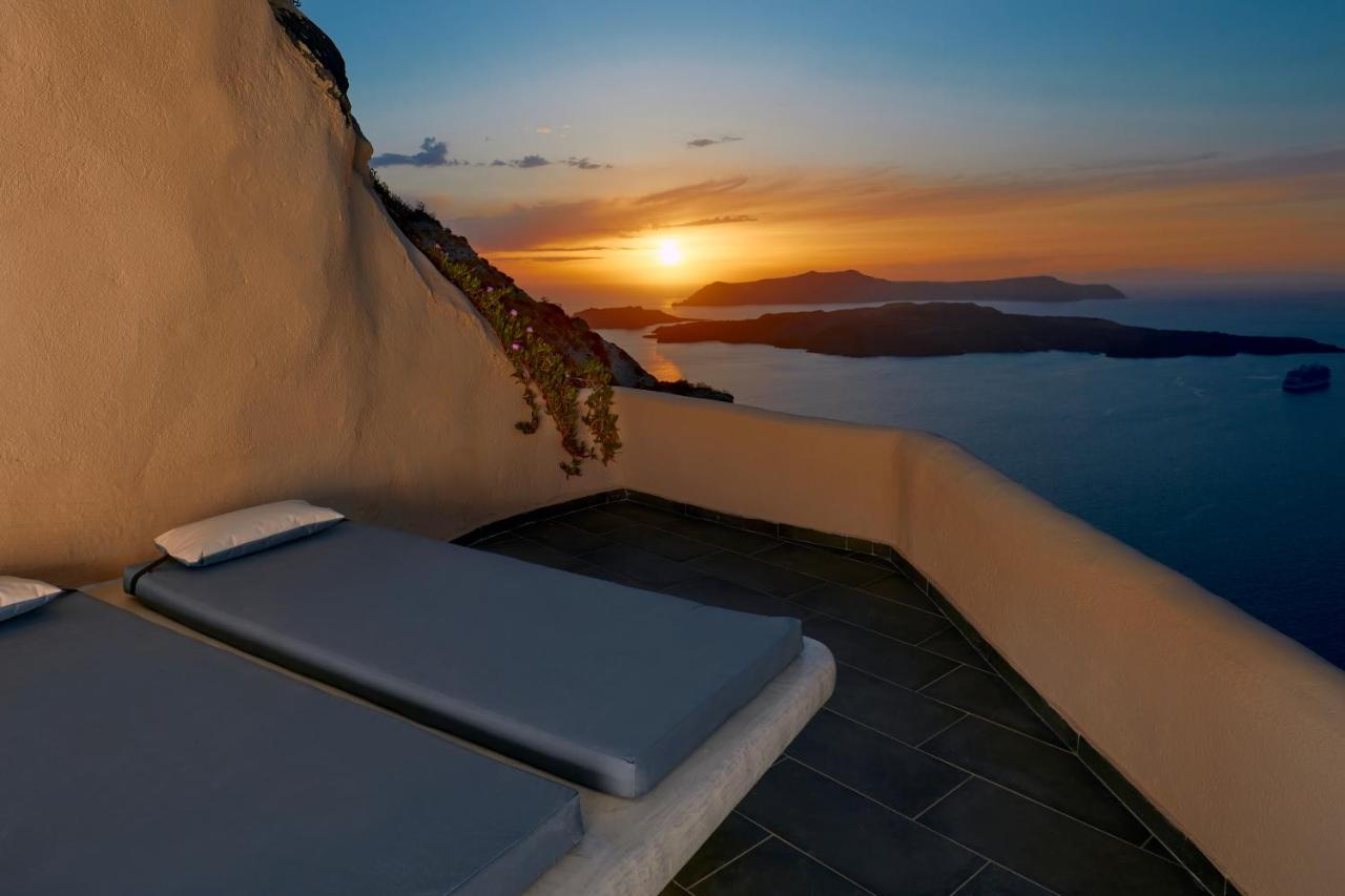 Suites Of The Gods Cave Spa Hotel Megalochori  Bagian luar foto