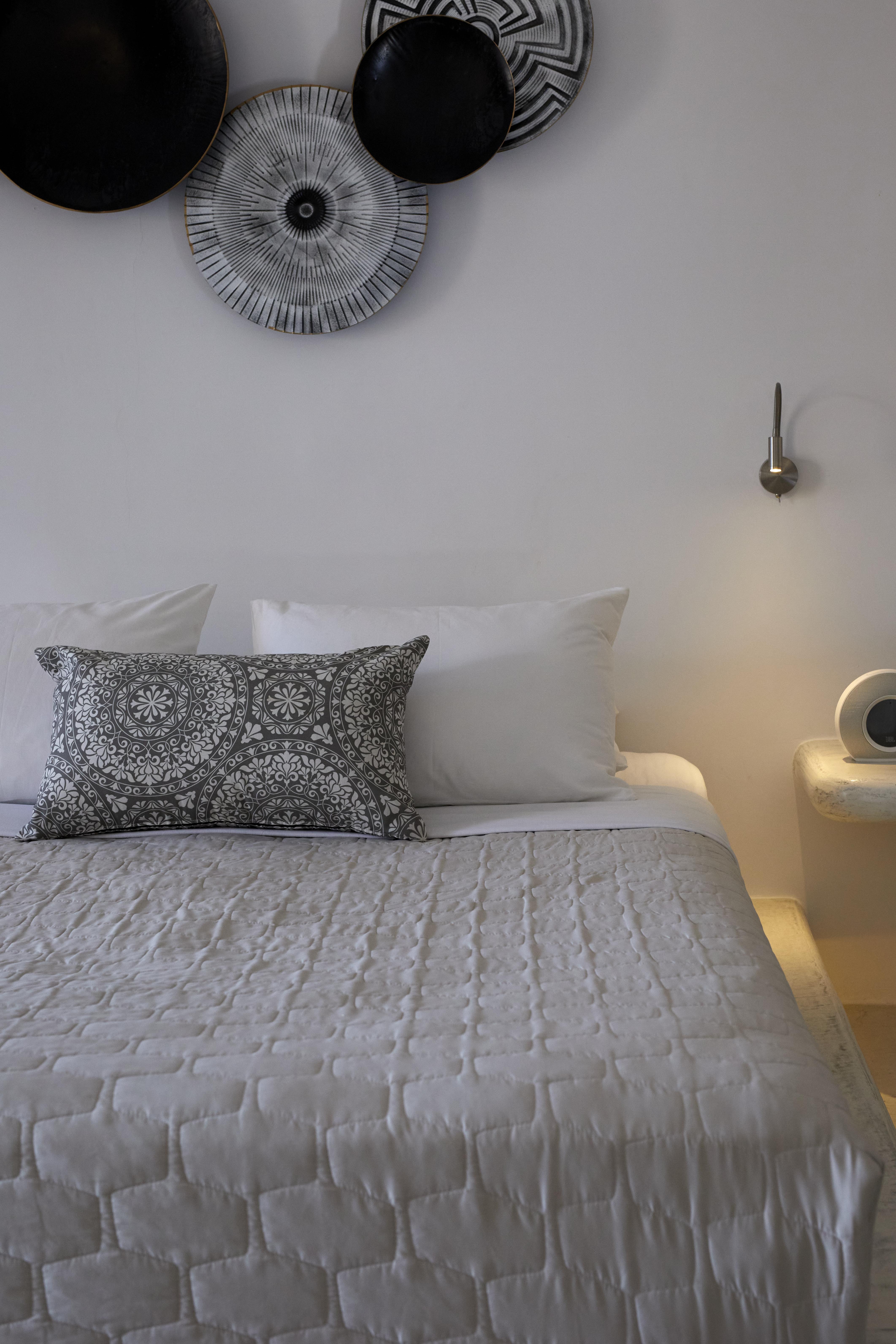 Suites Of The Gods Cave Spa Hotel Megalochori  Bagian luar foto