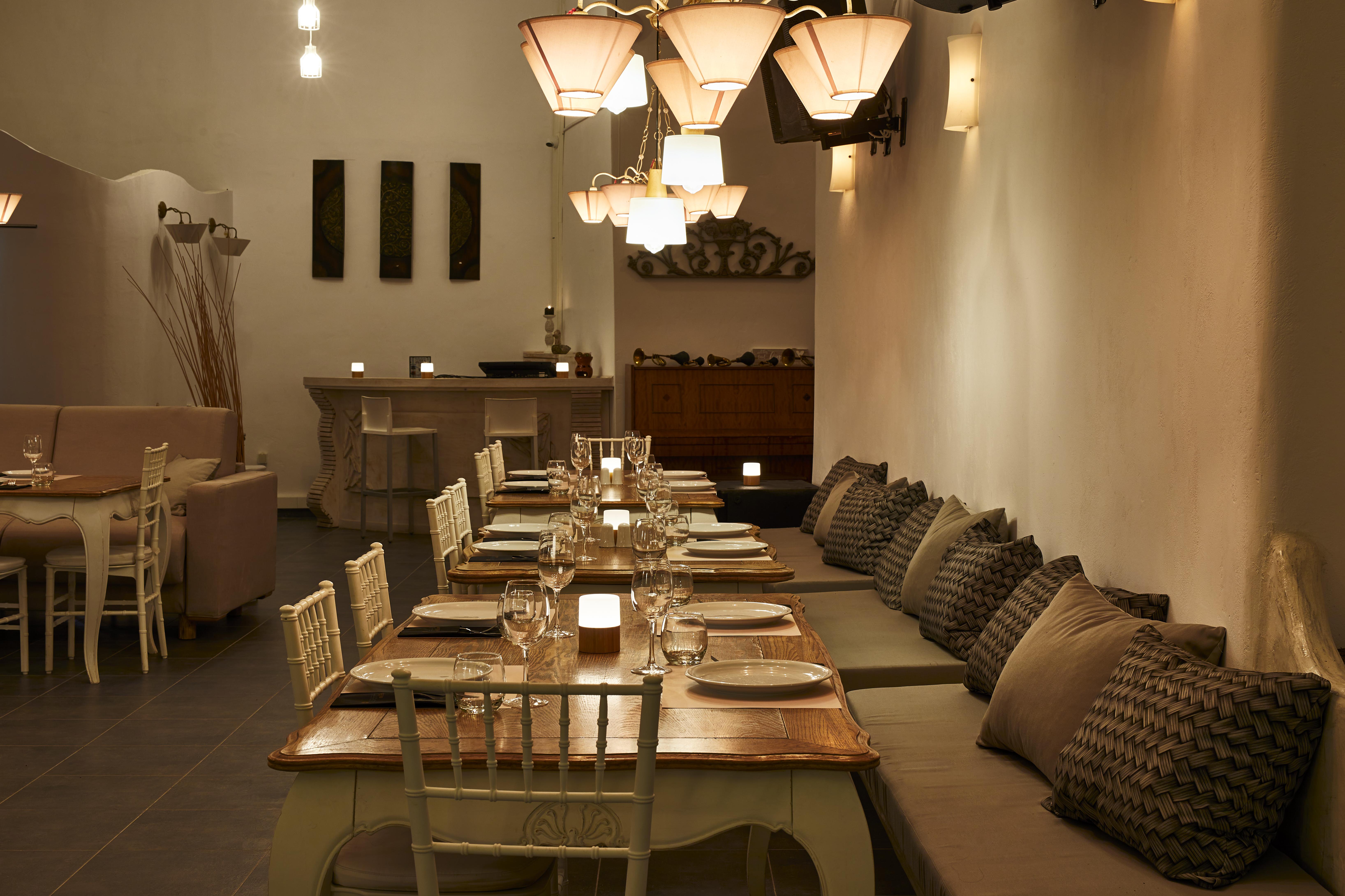 Suites Of The Gods Cave Spa Hotel Megalochori  Bagian luar foto